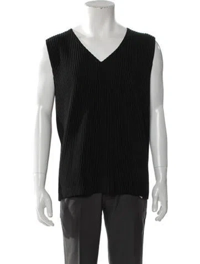 Pre-owned Issey Miyake V-neck Sleeveless T-shirt In Black