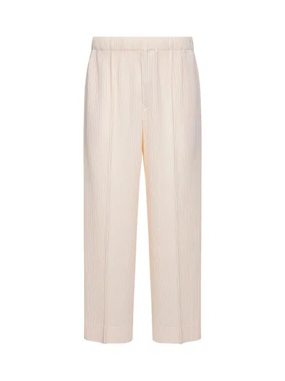 Issey Miyake Elasticated Pleated Trousers In White