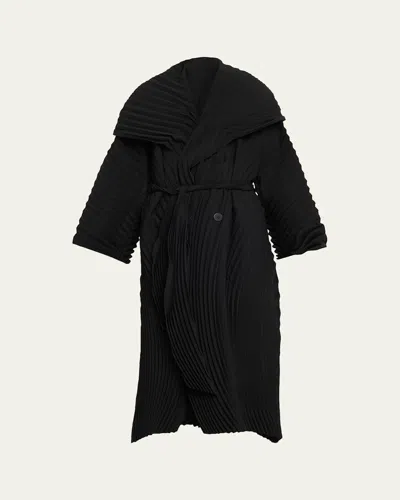 Issey Miyake Wave Pleats Belted Long Trench Coat In Black