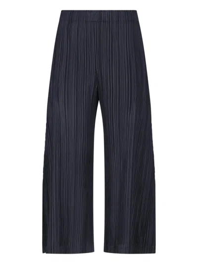 Issey Miyake Wide-leg Pleated Pants With Elastic Waistband And Side Pockets In Black