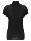 Issey Miyake Women 'wooly Pleats-56' T-shirt