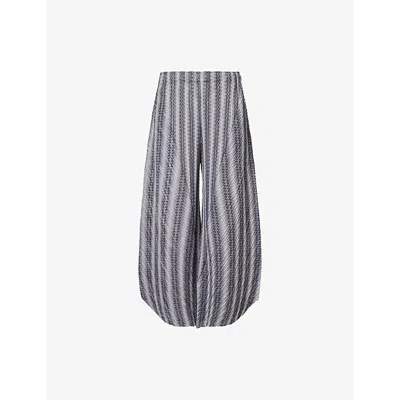 Issey Miyake Womens Gray Pleats Zigzag Knitted Trousers In Multi