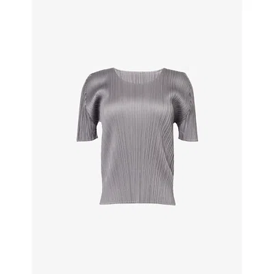 Issey Miyake Womens Round-neck Pleated Knitted T-shirt Grey In Gray