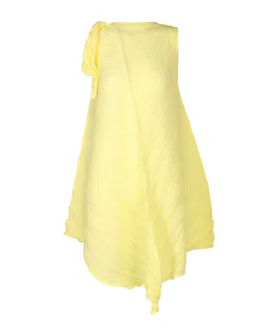 Issey Miyake Wrinkled Dress In Yellow