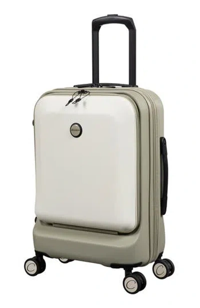 It Couture Luminita 22-inch Hardshell Spinner Suitcase