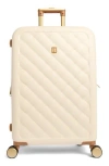 It Luggage Cushion Lux 26-inch Hardside Spinner In White
