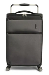 It Luggage Debonair 26-inch Softside Spinner Luggage In Multi