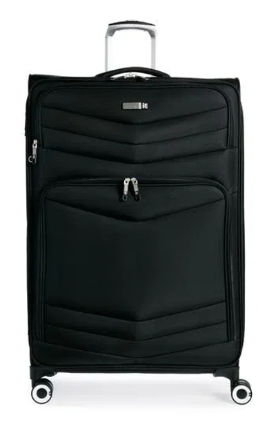 It Luggage Intrepid 31-inch Softside Spinner Luggage