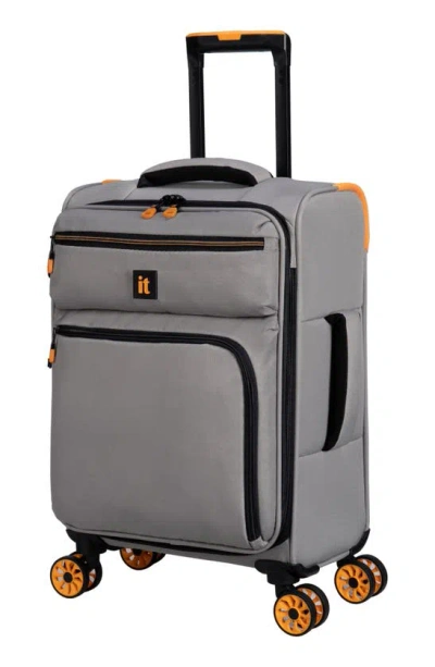 It Luggage Mega Lite 18-inch Softside Spinner Luggage In Light Ash