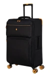 IT LUGGAGE MEGA LITE 25-INCH SOFTSIDE SPINNER LUGGAGE