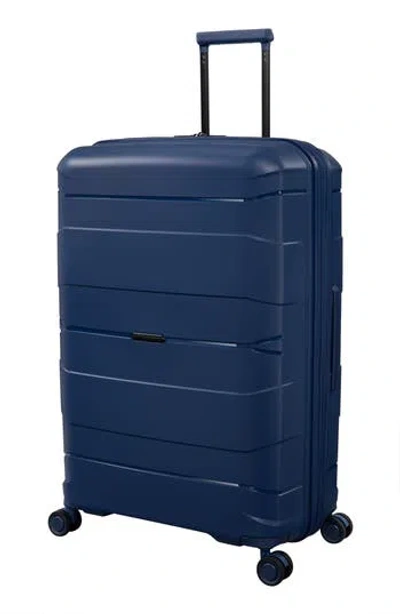It Luggage Momentous 31-inch Hardside Spinner Luggage
