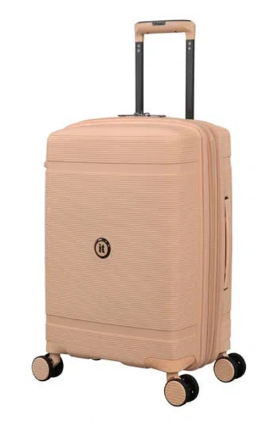 It Luggage Unanimous 21-inch Hardside Carry-on Luggage