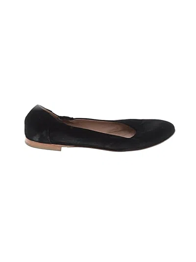 Pre-owned Italeau Flats In Black