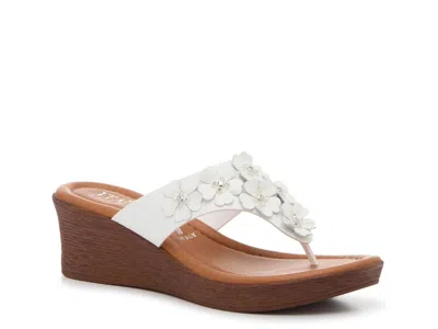 Italian Shoemakers Brynne Floral Wedge Sandal In White