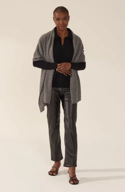Italic Amara Cashmere Wrap In Heather Grey