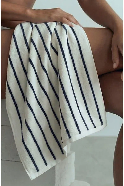 Italic Ultraplush Australian Cotton Hand Towel Set In Dusk/white At Urban Outfitters In Blue