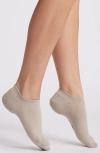 Item M6 No-show Socks In Beige