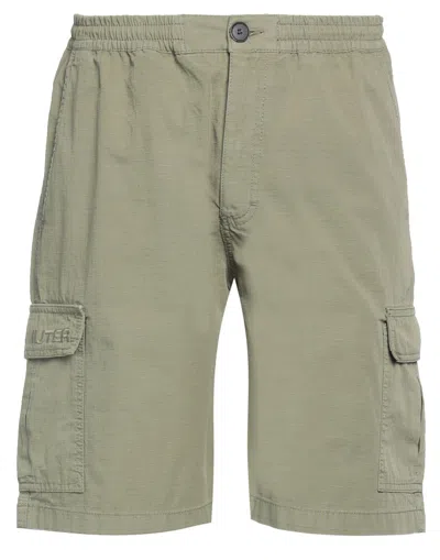 Iuter Man Shorts & Bermuda Shorts Military Green Size S Cotton