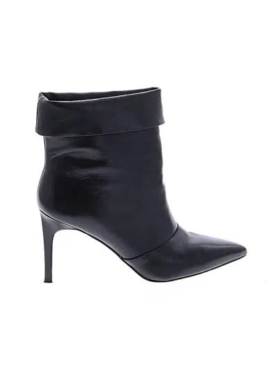 Pre-owned Ivanka Trump Ankle Boots In Black