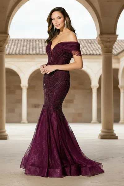 Ivonne D Id904 Long Mermaid Beaded Lace Evening Dress In Burgundy