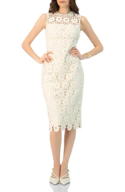 Ivonne Lace Short Dress With Round Neck In White