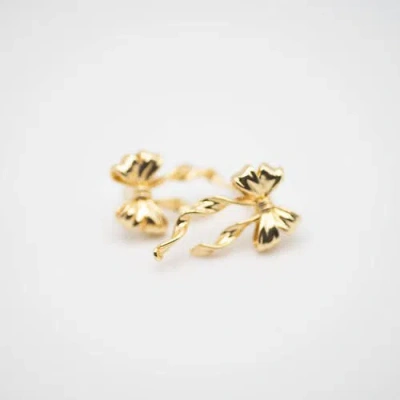 Ivy & Pearl Co. Bow Earrings In White