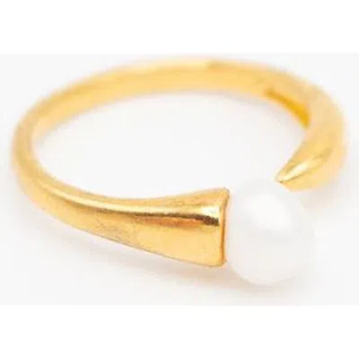 Ivy & Pearl Co. Mother Of Pearl Ring In Neutral