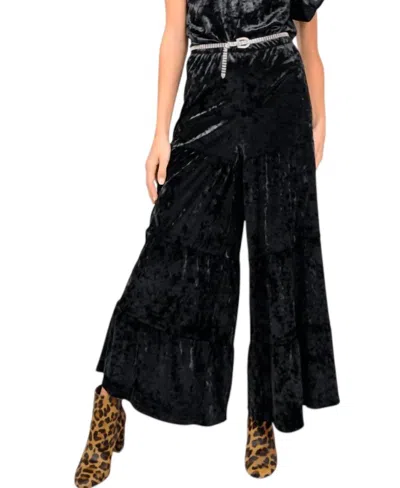 Ivy Jane Velvet Tiered Wide Leg Pant In Black In Neutral