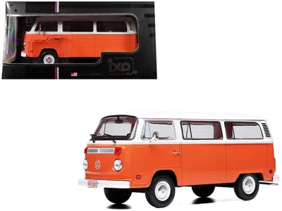 Ixo 1974 Volkswagen T2 Bus Orange And White 1/24 Diecast Model By  Models In Purple