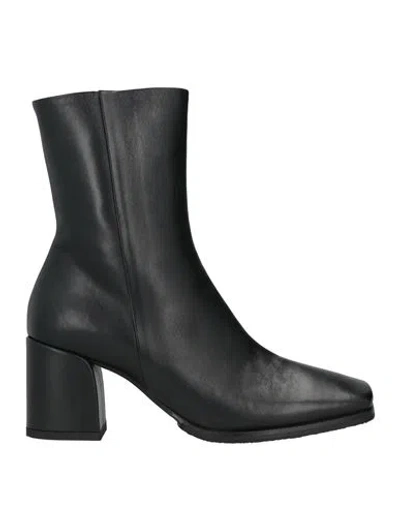 Ixos Woman Ankle Boots Black Size 11 Soft Leather