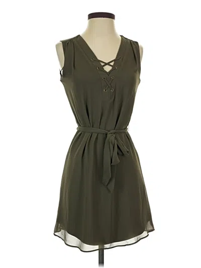 Pre-owned Iz Byer Casual Dress In Green