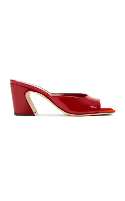 Izie Chester Patent Leather Mules In Red