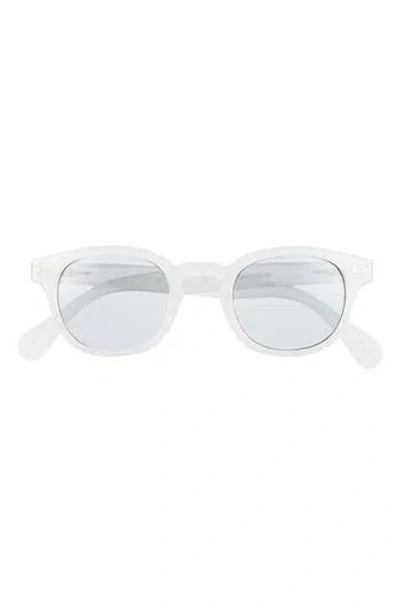Izipizi Round Sunglasses In White