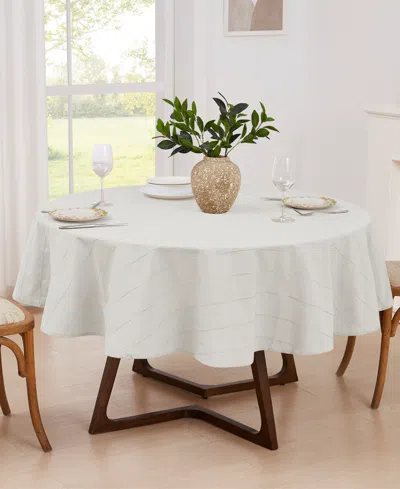 Izod Chadwick Tablecloth, 70" Round In White