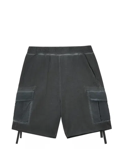 Izzue Cargo Pocket Shorts In Black
