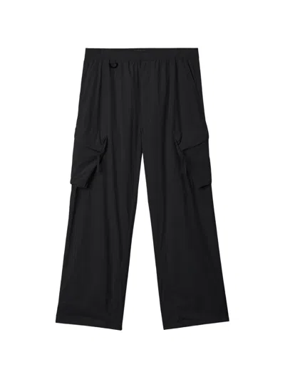 Izzue Cargo-pocket Trousers In Black