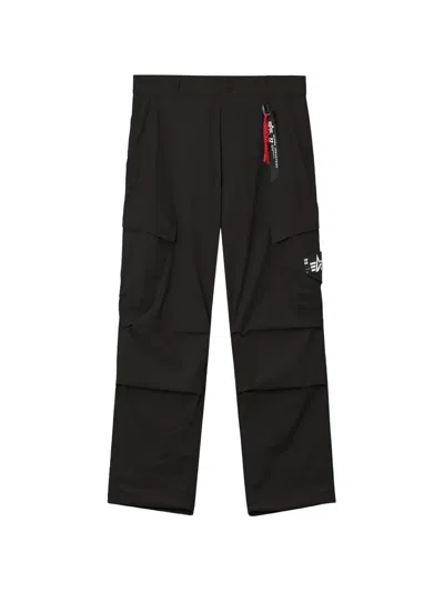 Izzue Cargo-pockets Trousers In Black