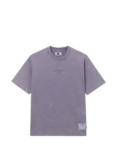 Izzue Embossed T-shirt In Purple