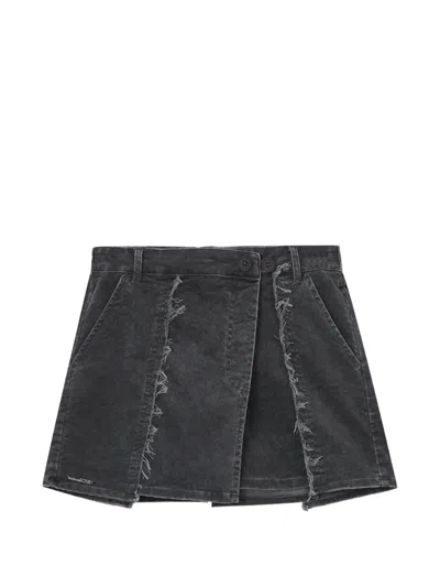 Izzue Frayed-trim Denim Shorts In Grey