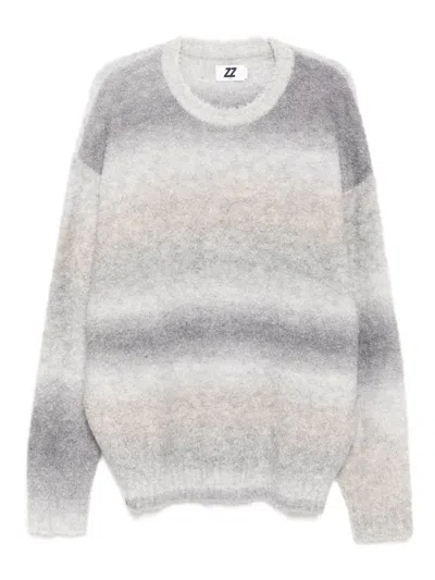 Izzue Gradient-dyed Jumper In Gray