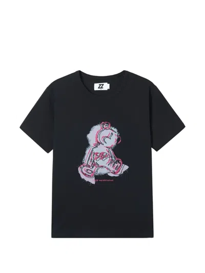 Izzue Graphic-print T-shirt In Black