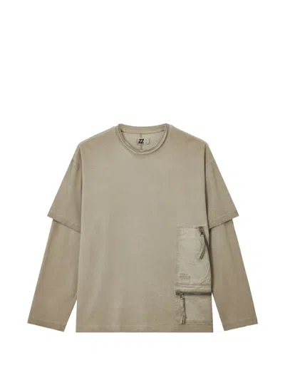 Izzue Layered Zip-pocket T-shirt In Gray
