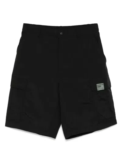 Izzue Logo-patch Cargo Shorts In Black