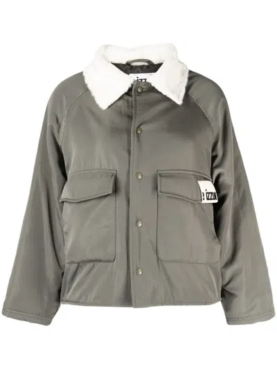 Izzue Logo-patch Contrast-collar Shirt Jacket In Green