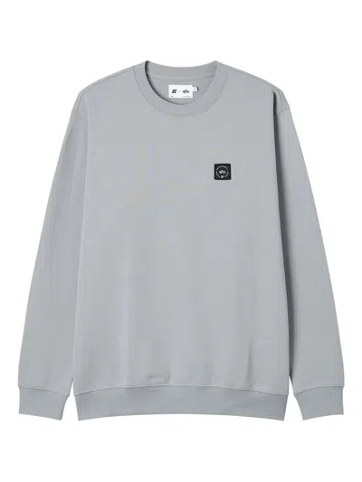 Izzue Logo-patch Crew-neck Sweatshirt In Gray