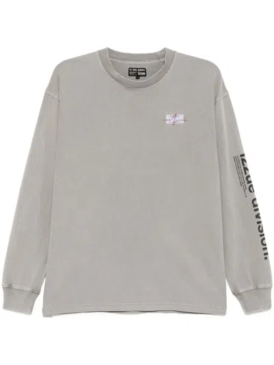 Izzue Logo-patch T-shirt In Grey