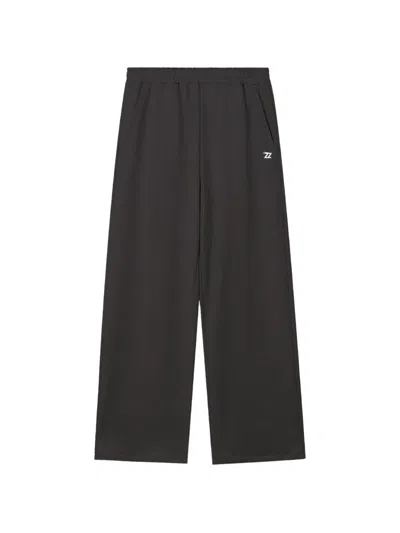Izzue Logo-print Track Pants In Black