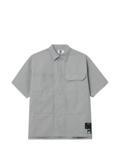 Izzue Patch Pocket Shirt In Gray