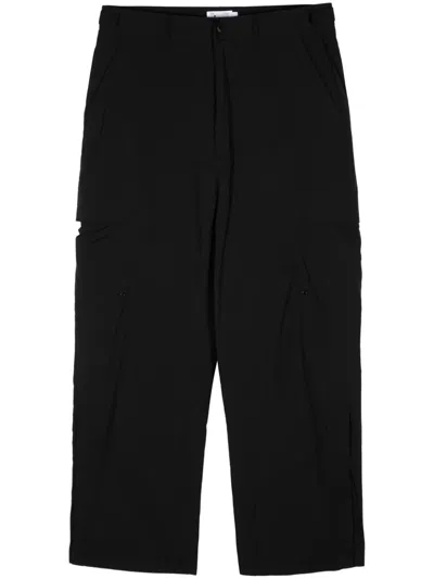 Izzue Pleat-detail Straight-leg Trousers In Black