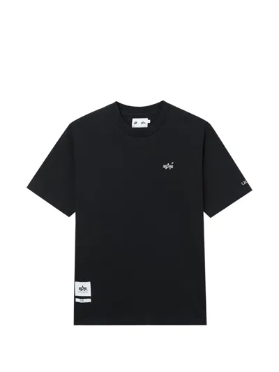 Izzue Round Neck T-shirt In Black